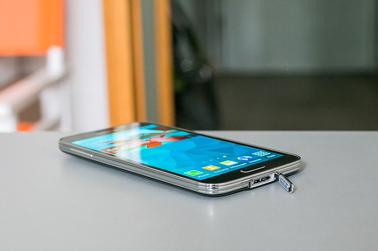 Samsung Galaxy S5 (5).jpg